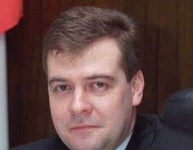 Miniatura: Miedwiediew grozi dymisjami szefom służb...