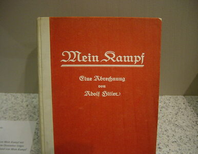 Miniatura: "Mein Kampf" znajdzie się na liście lektur...