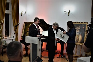 Siennica R&oacute;żana: Dw&oacute;r Sztuki oficjalnie otwarty
