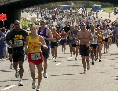 Miniatura: Najstarszy maratończyk ma 100 lat