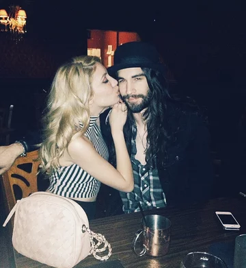 Alexandria Finley i Frank Sidoris 