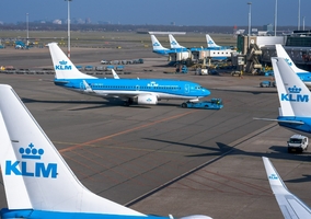 Pierwszy tego typu podatek w Europie. Zapłacimy dodatkowo za loty z...