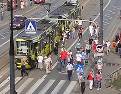 Miniatura: Kontrowersje wokół tramwajów w Warszawie