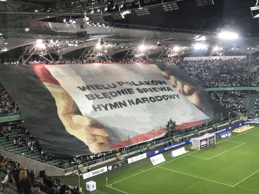 Miniatura: Kibice Legii przypomnieli, jak brzmi...