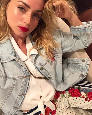 Ana de Armas 