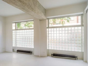 Minimalistyczne mieszkanie, projekt Jorge Borondo + Ana Petra Moriyón 
