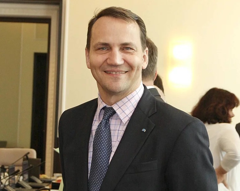 Miniatura: Sikorski chwali się Tuskowi: daliśmy...