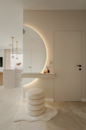 Soft minimalizm w 59-metrowym mieszkaniu w Gdyni – kaszmirowa paleta, angielska jodełka i konsekwentnie zaprojektowane detale autorstwa Agaty Piltz 