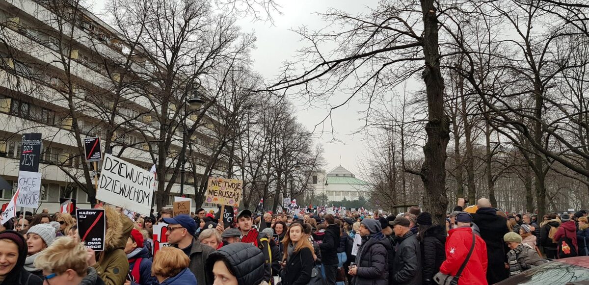 "Nie twoje, nie ruszaj", "Chcę mieć wybór" 