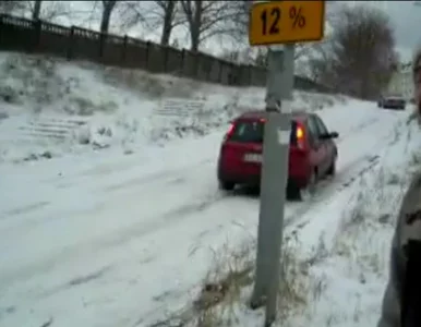 Miniatura: Szczecin: zjazd figurowy po lodzie