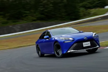 Nowa Toyota Mirai 