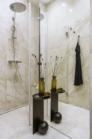 Paryski artyzm w Warszawie. Apartament w Centrum Praskim Koneser 