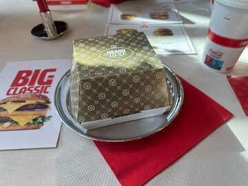 Big Classic w&nbsp;Max Premium Burgers