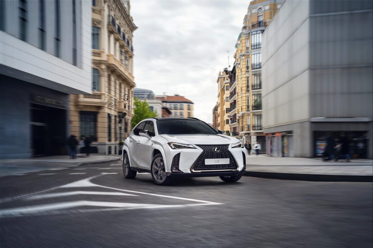 Lexus UX 