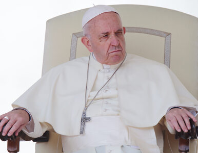 Miniatura: Papież Franciszek wstrząśnięty śmiercią...