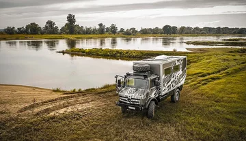 Kamper Unimog U3000 4x4 