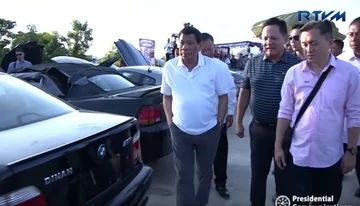 Kasacja przemyconych luksusowych samochodów na Filipinach. Gościem honorowym prezydent Duterte 