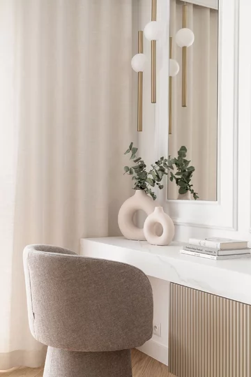Eleganckie wnętrze zatopione w beżach, projekt: Architektownia 