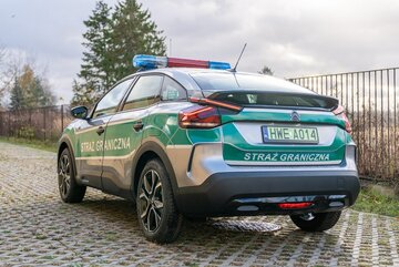 Straż Graniczna odebrała 27 Citroen&oacute;w e-C4