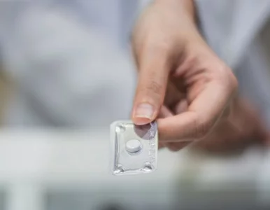 Miniatura: Zebrała pigułki „dzień po” i wysłała je do...