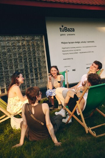 19. edycja Gdynia Design Days odbyła się pod hasłem „Bliżej”. W centrum zainteresowania znalazły się relacje projektowania z człowiekiem, miastem, rzemiosłem i środowiskiem 