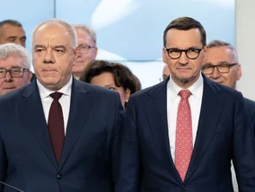 Miniatura: Jedna partia, dwie wigilie. Morawiecki...