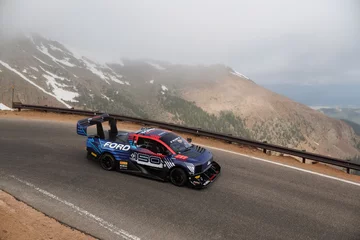 Ford F-150 Lightning SuperTruck zdobył Pikes Peak 