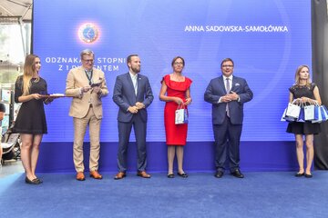 Nagrody dla&nbsp;pracownik&oacute;w LOT-u