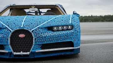 Bugatti Chiron zrobiony z klocków Lego 