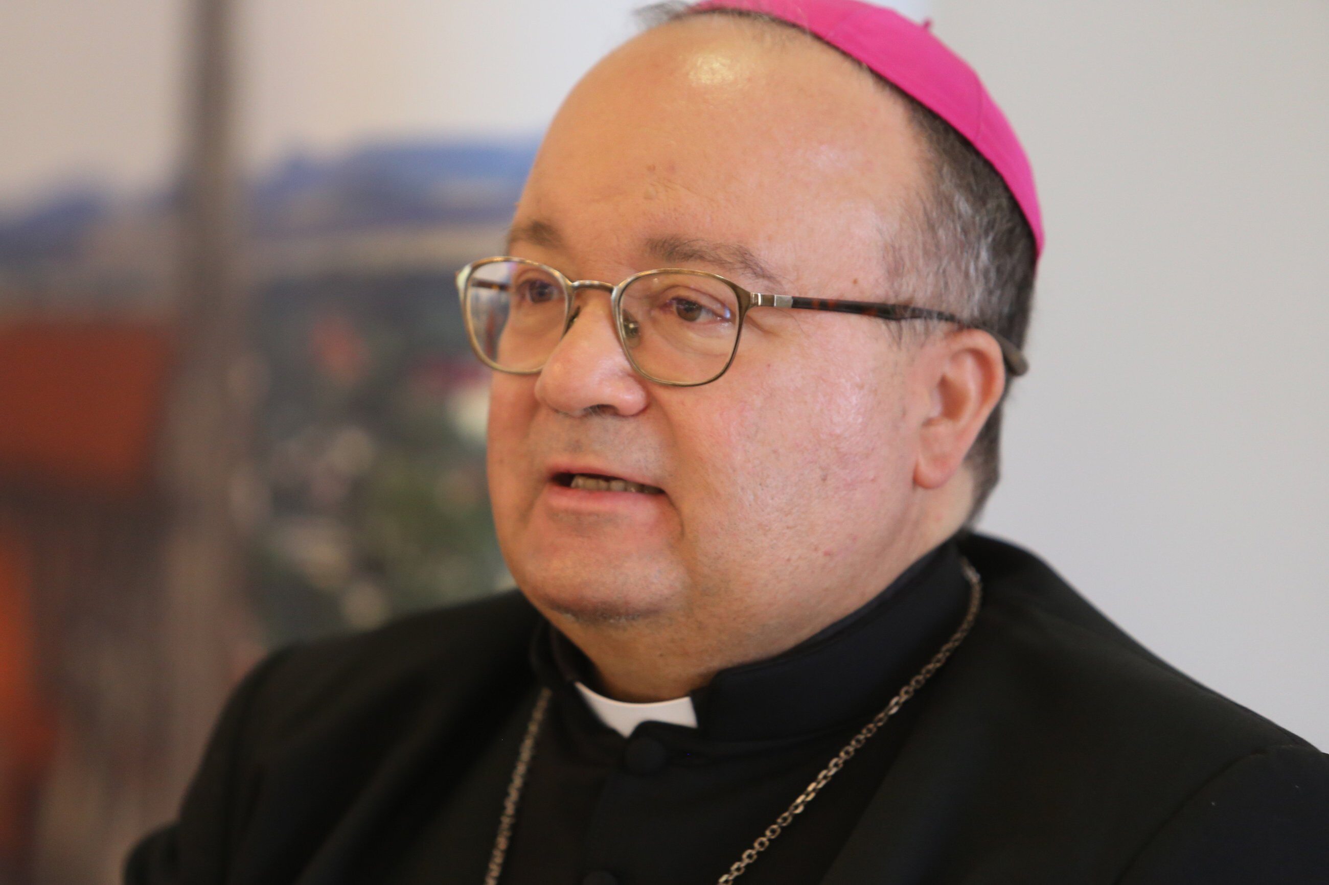 Arcybiskup Charles Scicluna przyjechał do Polski, gdzie wziął udział w obradach zebrania plenarnego KEP. O kontakt z hierarchą zabiegał/a...