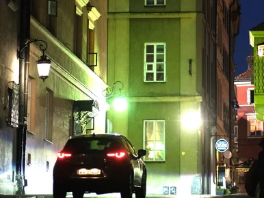 Miniatura: Warszawiacy znaleźli sposób na nocną...
