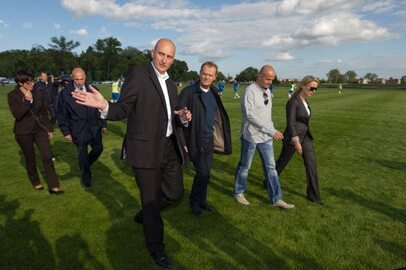 tusk i piłka