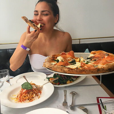 Miniatura: Mukbang czyli jedzenie na żywo. Nowy trend...