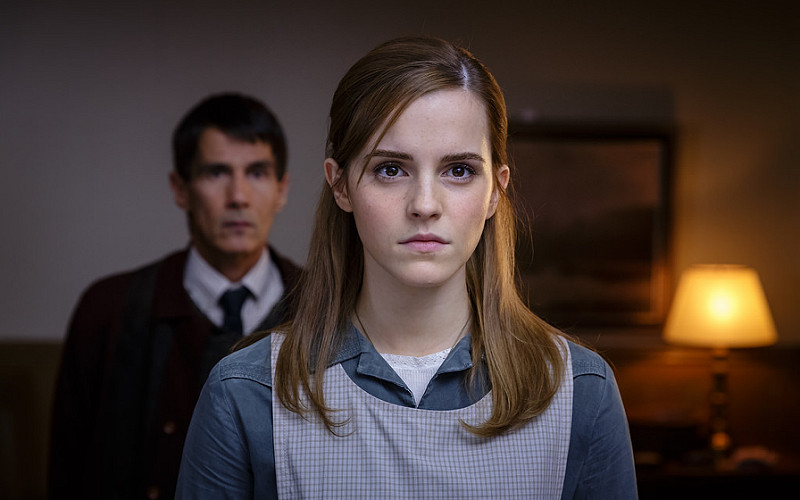Emma Watson w filmie „Regression” (2015) 