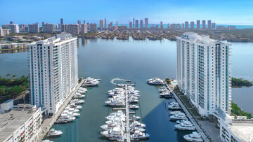 Marina Palms