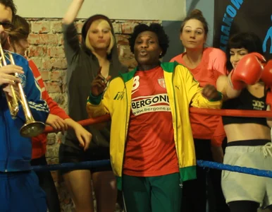 Miniatura: "Każda dziewczyna jest piękna na swój...