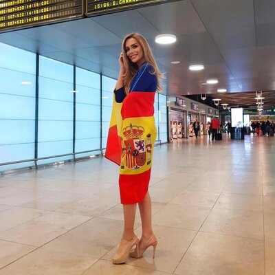 Miniatura: Angela Ponce