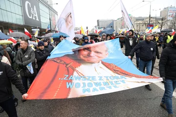 Narodowy Marsz Papieski w Warszawie 