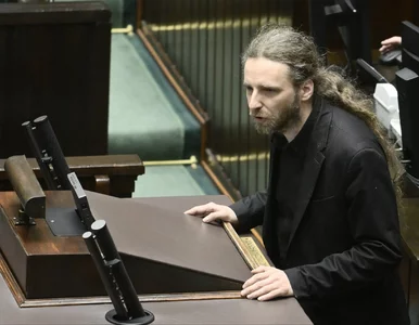 Miniatura: Śmieci przed mieszkaniem Sośnierza. „Tylko...