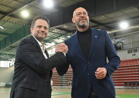 Miniatura: Wielka inwestycja sportowa w Warszawie!...