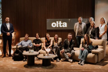 Stoisko Olta na Salone del Mobile 2026 – przestrzeń zaprojektowana jak domowy azyl, w którym design zaczyna się od komfortu 