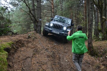 Jeep &ndash; szkoła jazdy 4x4