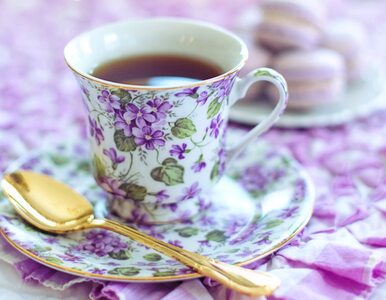 Miniatura: Ta herbata pomaga mi w walce z boczkami,...