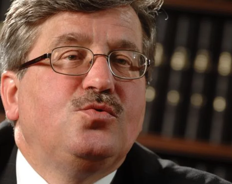 Miniatura: Komorowski chce się schować w Ruskiej Budzie