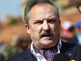 Miniatura: Podejrzane listy poparcia i przelewy....