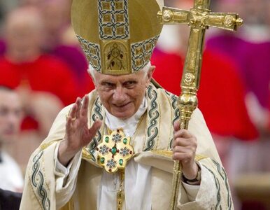 Miniatura: Benedykt XVI przekazał światu znak pokoju,...