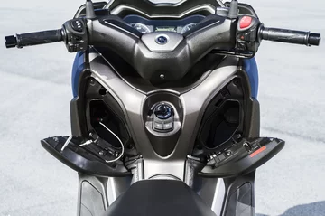 Yamaha XMAX 400 