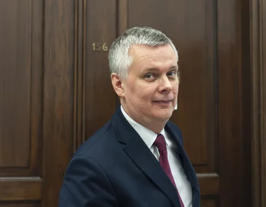 Miniatura: Siemoniak o projekcie PiS ws. mandatów: To...