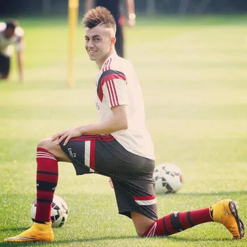 Stephan El Shaarawy to posiadacz jednego z najbardziej imponujących irokezów w futbolu. (fot. Facebook.com)