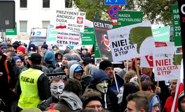 Protest przeciwko CETA w Warszawie 